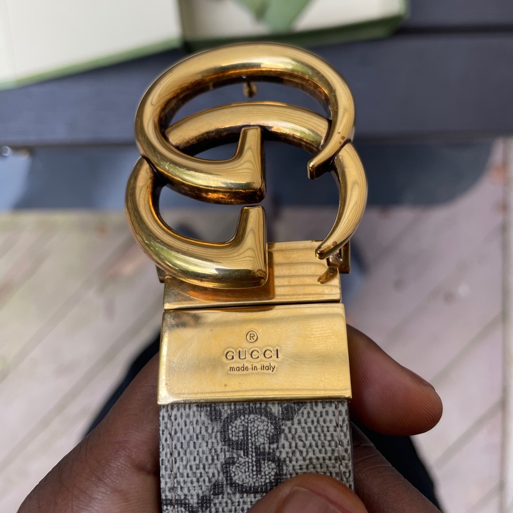 Brand new Men’s Reversible Gucci Belt With Double GG buckle